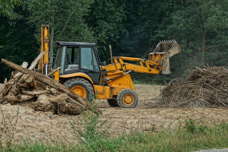 Independent Land Clearing Contractors